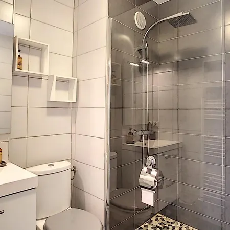 Lägenhet Brand New 1 Bedroom In The Hert Of Cannes